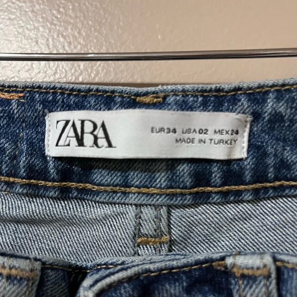 ZARA Jeans Raw Hem Size 2 - Picture 2 of 6